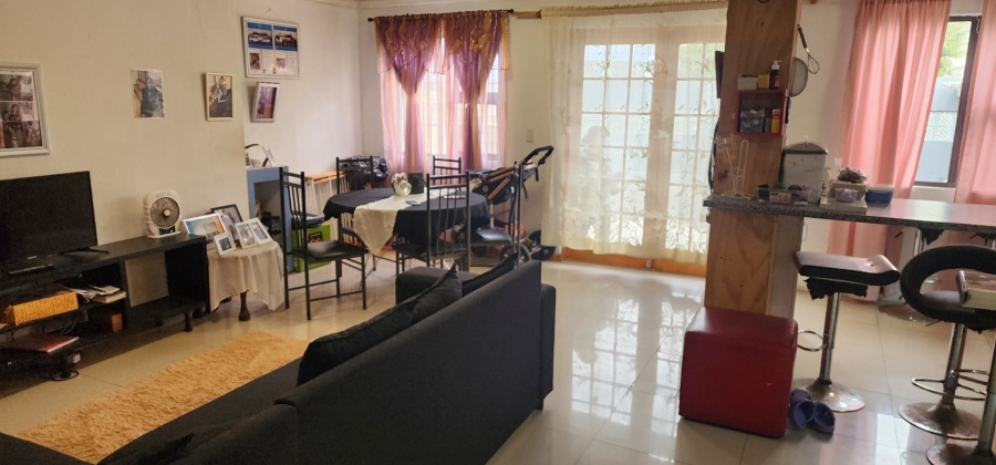 3 Bedroom Property for Sale in New Woodlands Western Cape